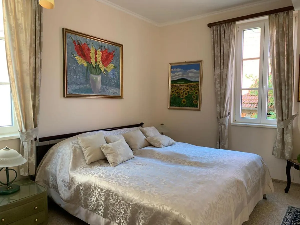 בית נופש הוילה Wartmannsroth Liebevolles, Altes Schulhaus Im Vintage Stil